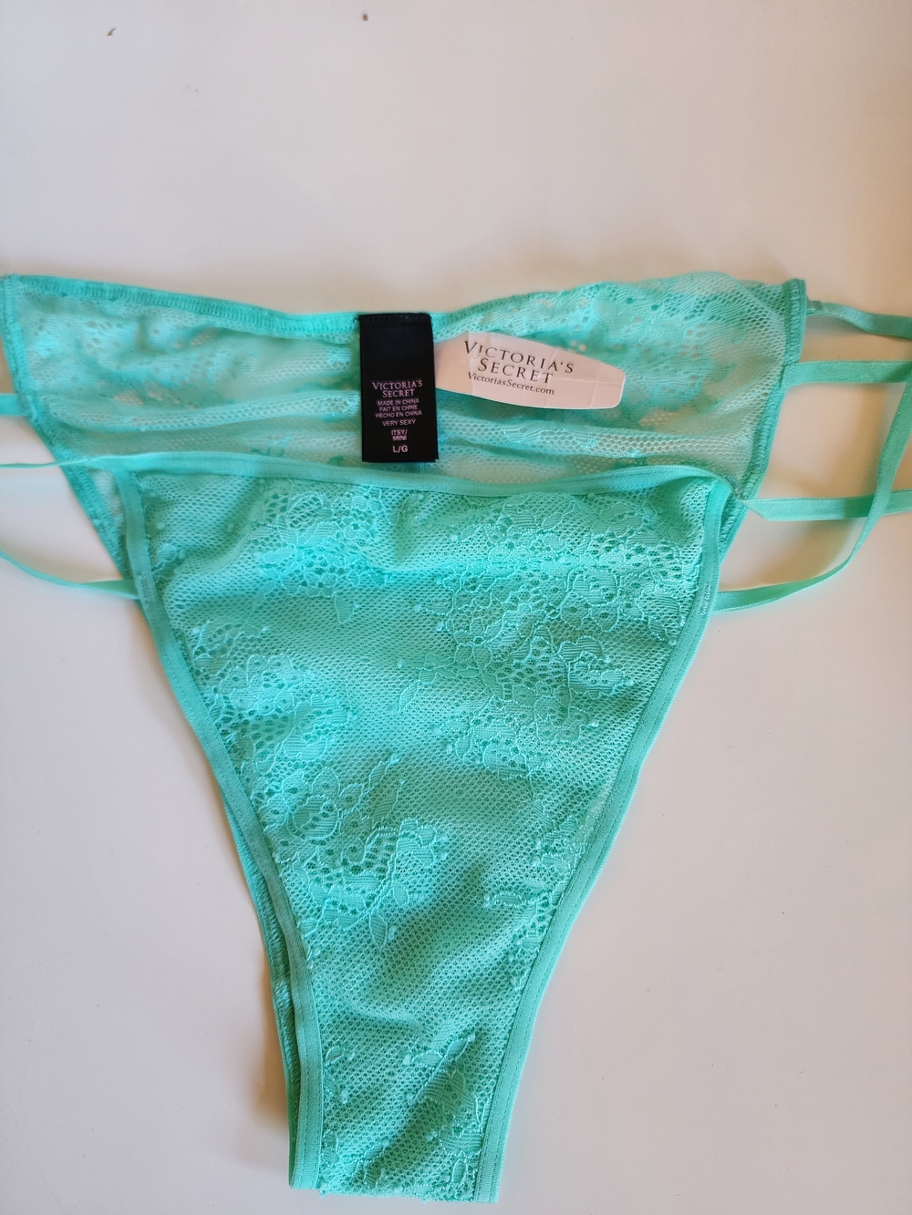 NWT Victoria’s Secret Very Sexy Lace Bikini Panty – Turquoise Size Large